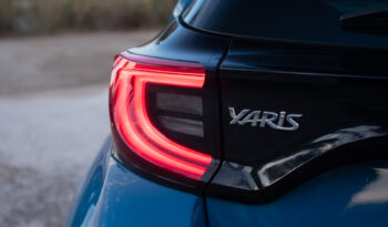 Toyota Yaris 1.5 Hybrid Style CVT ’21 full